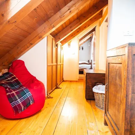 Pochi Passi Dalle Piste Di Les Arnaud